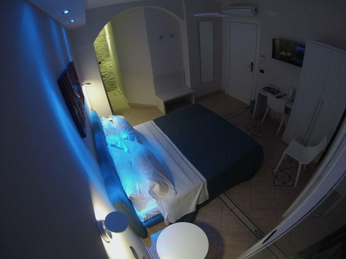 Sonevi Rooms Naples Extérieur photo